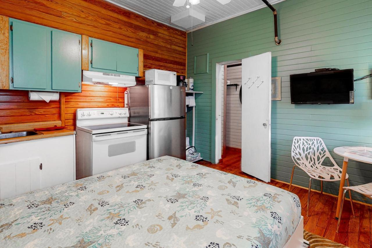 Carbo House Eleven Hotel Tybee Island Buitenkant foto